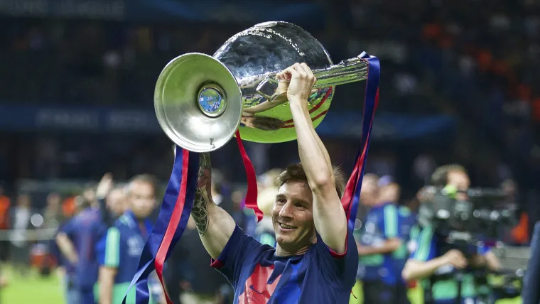 Lionel20Messi20201520Champions20League20trophy20021522.jpg.webp.webp