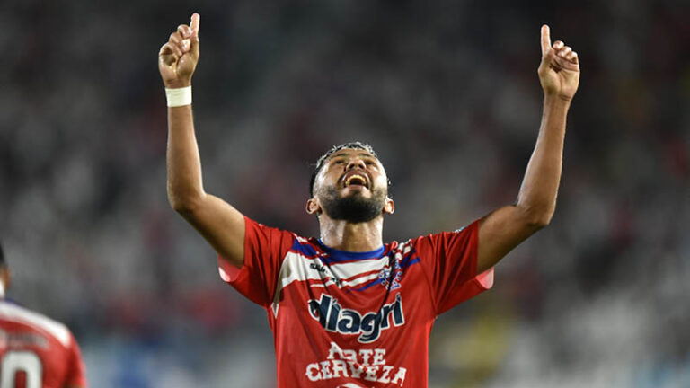 Alianza-FC-Luis-Angel-Firpo-Clausura-2025-07.jpg