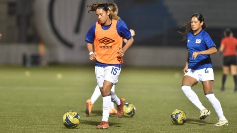 EDC-Calentamiento-Selecta-Femenina-28.jpg