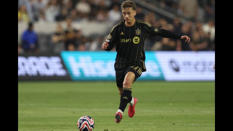Nathan-Ordaz-LAFC-America-Mundial-Clubes-FIFA-02.jpg