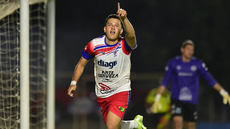 Styven-Vasquez-Firpo-Clausura-2025.jpg