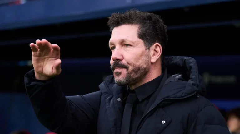 el-cholo-simeone-dirigiendo-al-atletico-de-madrid_1440x810.webp.webp