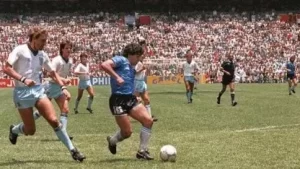 maradona-gol-a-los-ingleses-1986_416x234.webp.webp